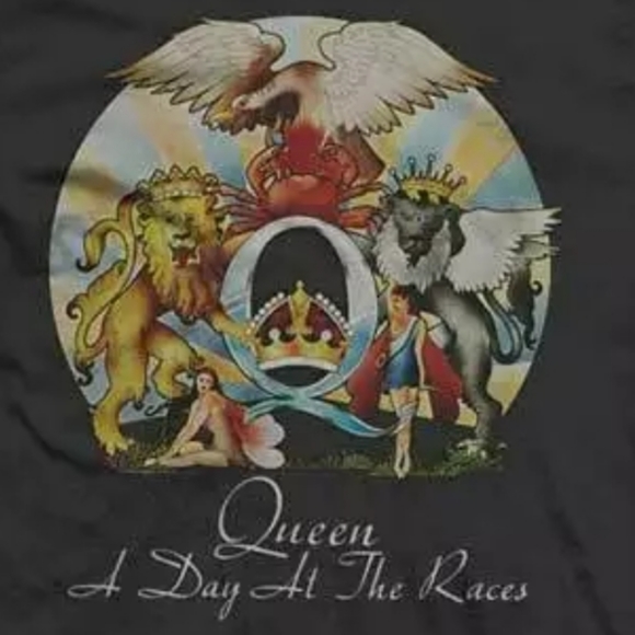 Queen A Day At The Races Album Vintage Style Shirt - Picture 2 of 2